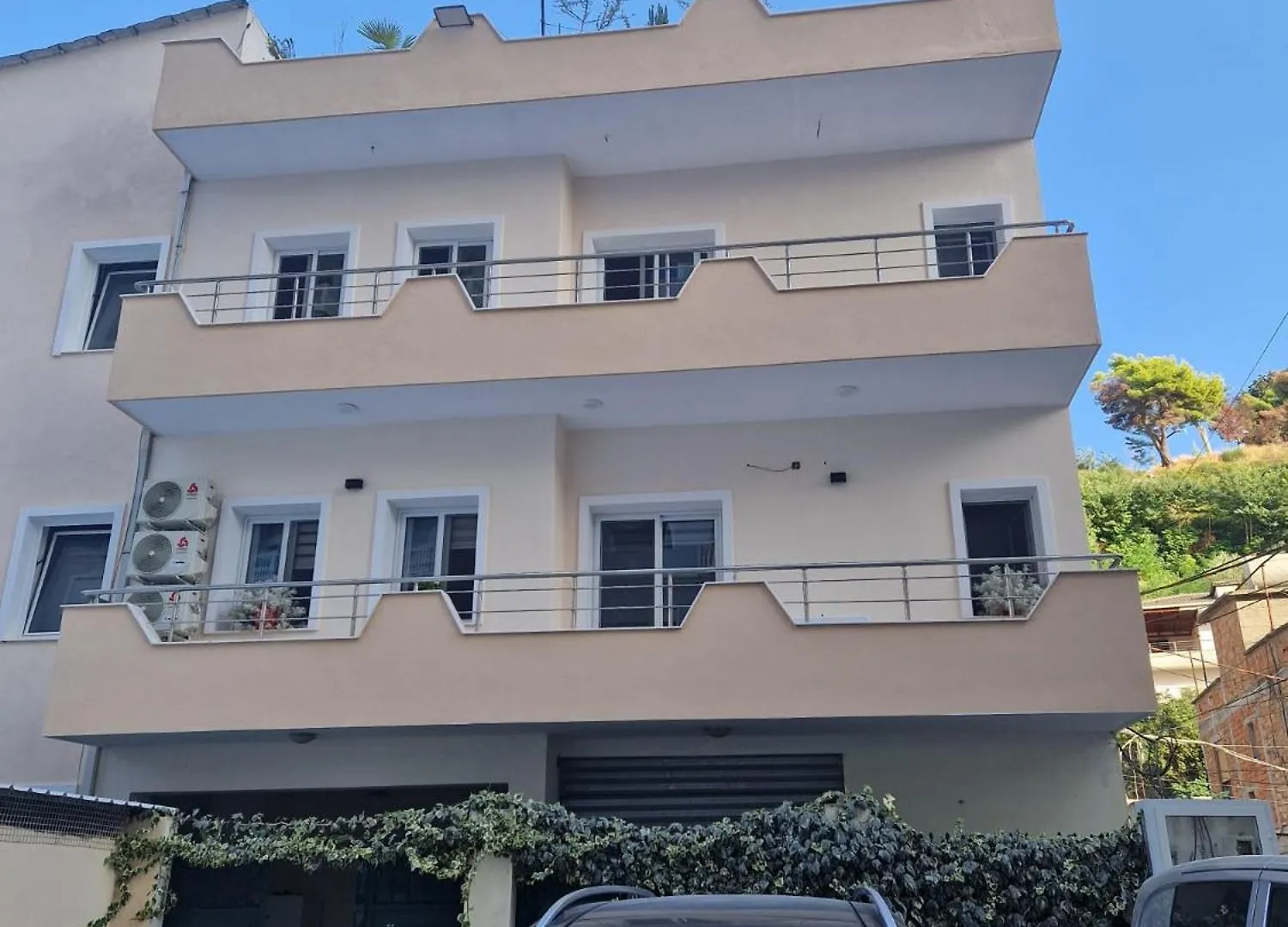 Hotel Denny'S House Vlorë Penzion
